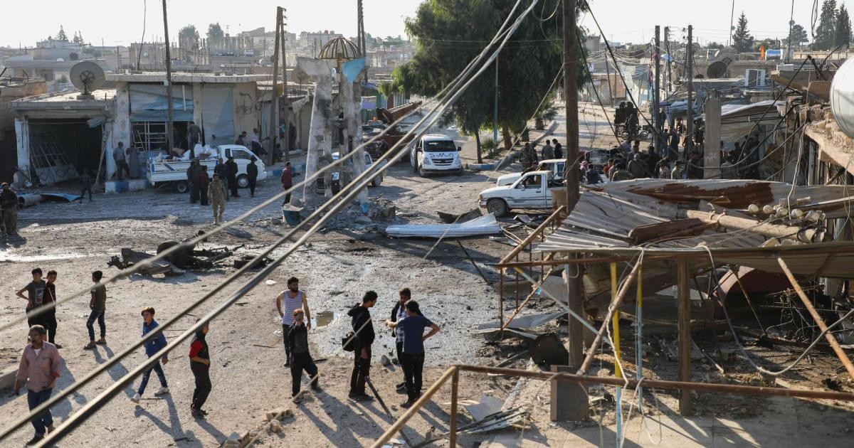 انفجار قنبلة تودي بثمانية أشخاص في الشمال السوري