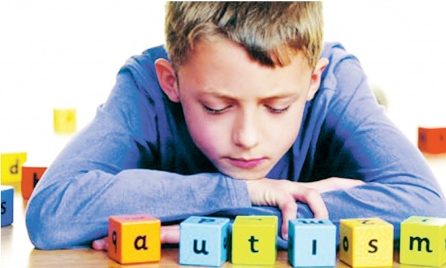 اختبار الحيوانات المنوية للآباء قد يكشف عن خطر إصابة الأطفال بالتوحد