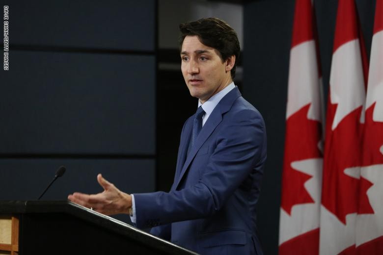 تمرد كندي في الأمم المتحدة وجنون في 