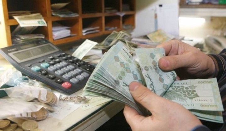 لعبة الدولار  في لبنان إلى أين