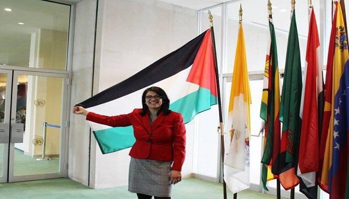 رشيدة طليب تقول بأن ساندرز تجعلها تشعر بالأمل وبأنها أقل جنوناً