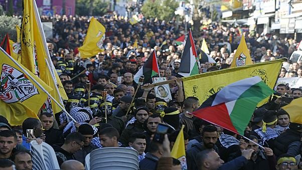 فتح تحتفل بذكرى تأسيسها الـ55 بحشود ضخمة في غزة