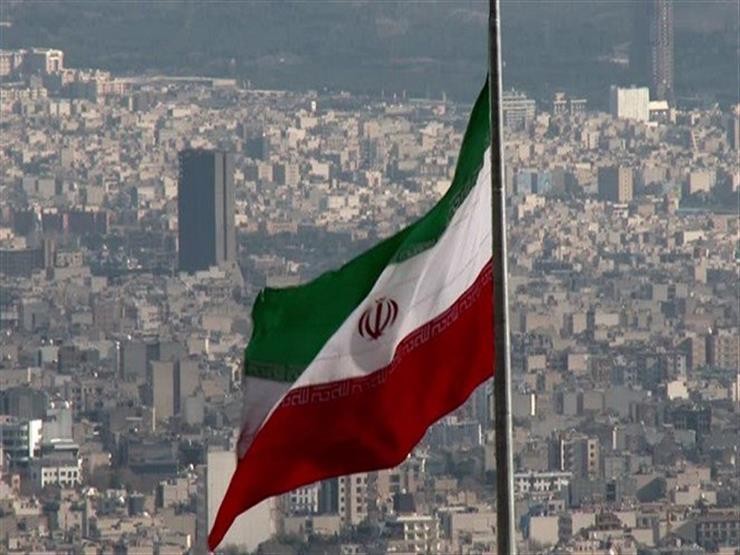 السفير البريطاني يعلن عودته إلى طهران بالفارسية