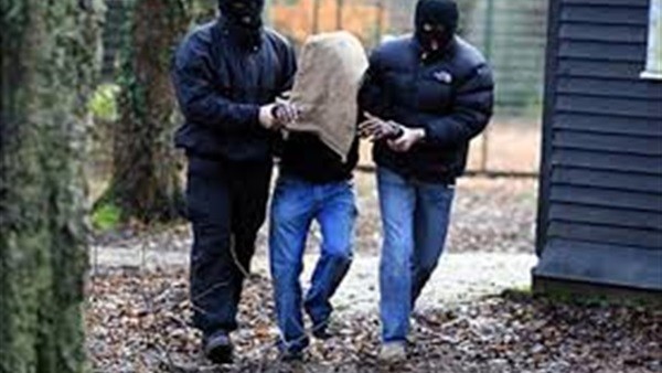 في سوريا ..شاب يخطف نفسه ليحصل على فدية من والديه