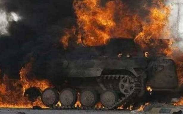 شاهدوا المدرعات التركية وهي تحترق يوم الأمس, فيديو