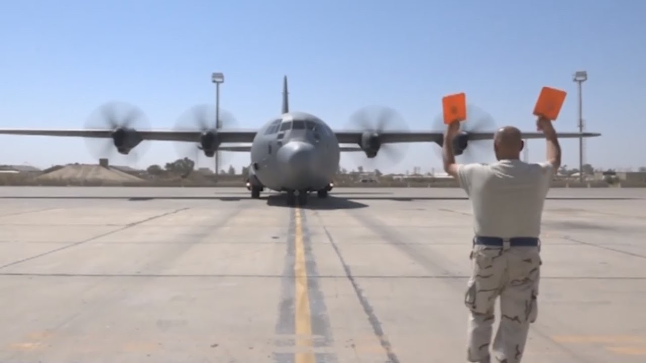 قوات التحالف الدولي تخلي قاعدة الكَيارة وتسلمها للجيش العراقي