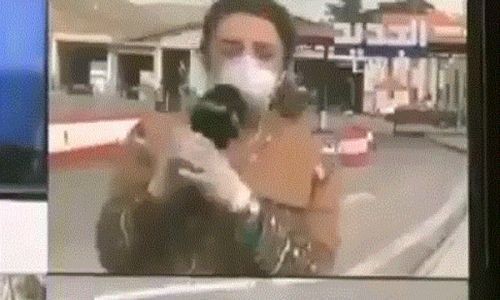 بالفيديو شاهد لحظة سقوط مراسلة قناة الجديد راشيل الحسيني على الأرض