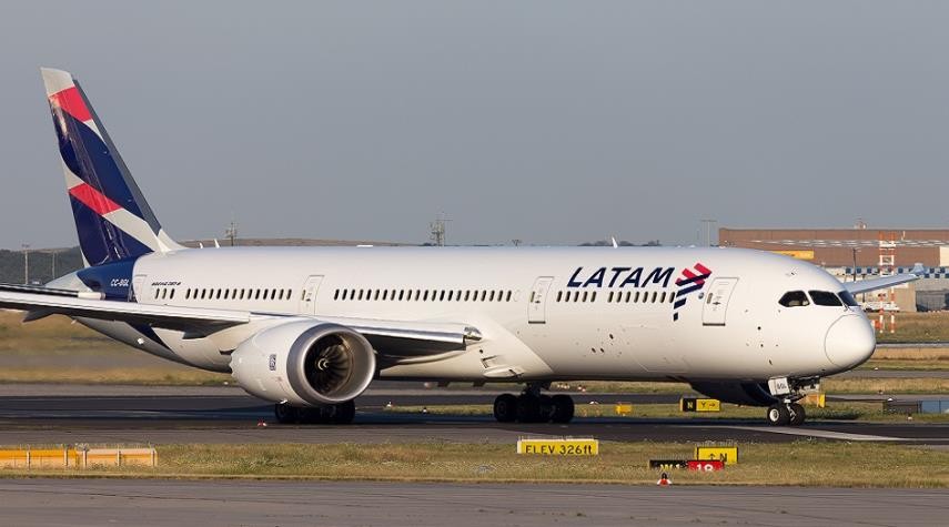 بعيداً عن الإعلام السودان يمرر الطائرات عبر أجوائه إلى 