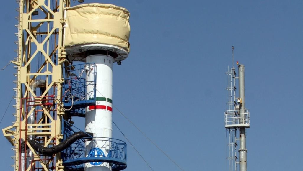 هاو روسي متخصص بالتقاط إشارات الراديو وشبكات الاتصال اللاسلكية.. يزعم أنه استطاع التقاط إشارات من القمر الصناعي العسكري الإيراني..