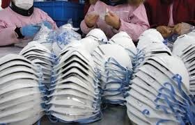 لماذا يتنازع العالم كمامات الصين؟