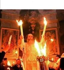 صور .. كنيسة القيامة تستقبل 