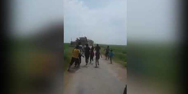 بالفيديو ..شاهد كيف تصدى أهالي قرية فرفرة بريف القامشلي السورية لرتل أميركي