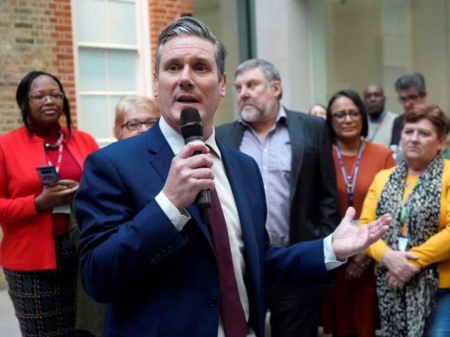 بريطانيا تنتخب زعيماً جديداً للمعارضة فمن هو خليفة كوربن؟