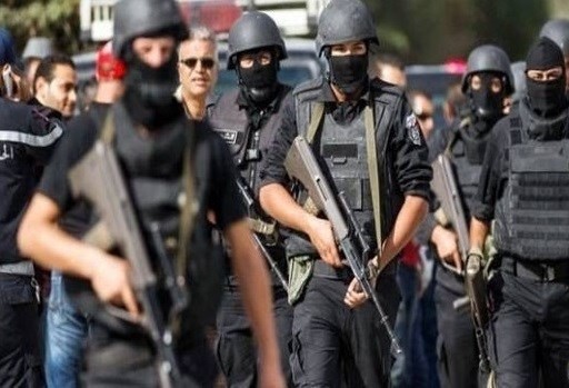 فيديو مؤثر .. شاهد كيف نعى والد الضابط المصري الذي قتل بالأميرية أمس