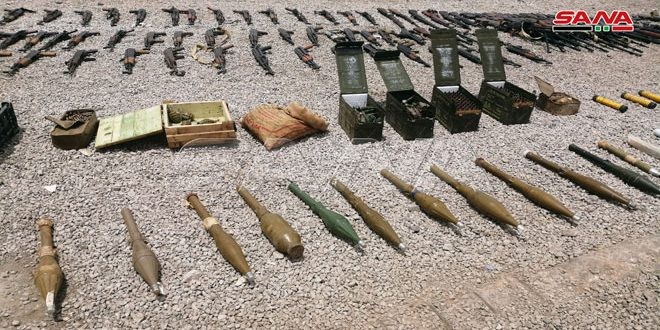 بالصور .. من جديد العثور على أسلحة أميركية وإسرائيلية في درعا السورية
