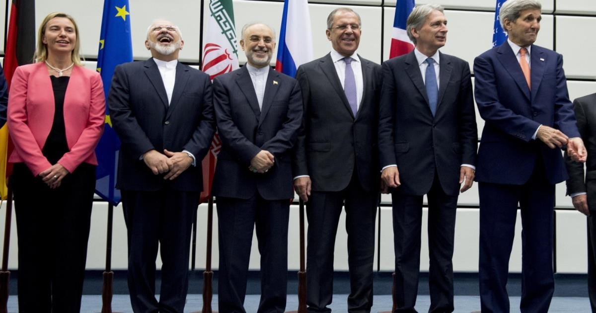 ايران: الاتفاق النووي بين ايران و5+1 سيموت الى الأبد ان تم التحايل على رفع الحظر  عن السلاح بموجبه.