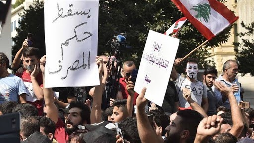 رياض سلامة يتدخل في التحقيق القضائي والاتحاد العام لنقابات عمال لبنان يستنكر..