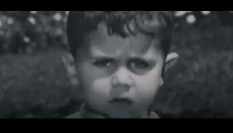 فيديو ..شاهد صورة الرئيس السوري بشار الاسد بدلاً من الأمير الكويتي في أوبريت كويتي رسمي!