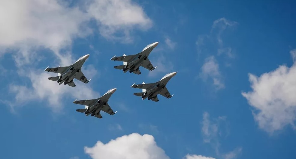 شاهد بالفيديو.. مقاتلة 