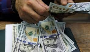 مبيع وشراء الدولار في لبنان في السوق السوداء لهذا اليوم الموافق  الثلاثاء 29\9\2020م, تعرف على سعر شراء الدولار لدى شركات الصرافة وللتحويلات من الخارج.