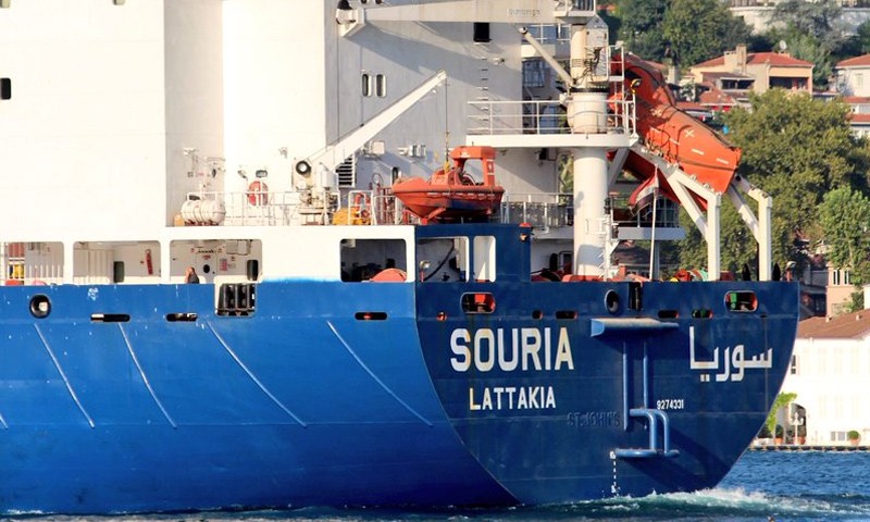 بالفيديو أحفاد الفينيقيون يصنعون اول باخرة حديثة بزمن الحرب على سوريا