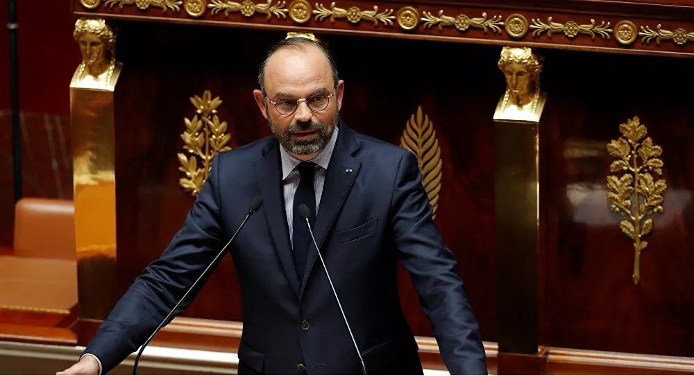 الإليزيه.. الحكومة الفرنسية تقدم استقالتها.. فمن هو خليفة 