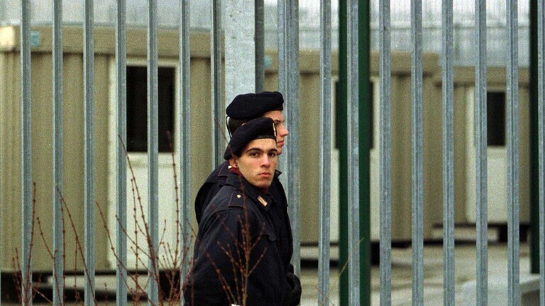 السلطات الإيطالية تعتقل إيطاليا روّج لتنظيم 