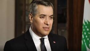 بالصور: مصطفى أديب يتفقد المناطق المتضررة جراء انفجار بيروت