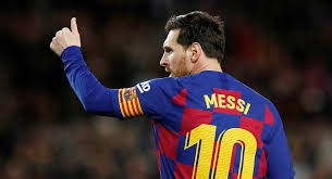 رئيس وزراء الأرجنتين يطالب ميسي بالعودة إلى ناديه القديم