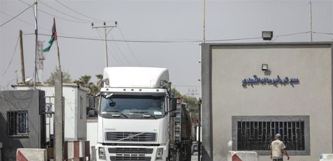 الاحتلال الاسرائيلي يخنق قطاع غزة بحراً وبرأ