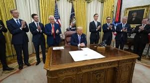 ثلاثة ساهموا باتفاق التطبيع بين الإمارات وإسرائيل...هذه التفاصيل