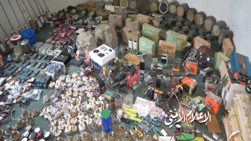 شاهد بالصور - صناعة الموت...هذا ما تم ضبطته داخل مستودعات لتنظيم القاعدة في اليمن