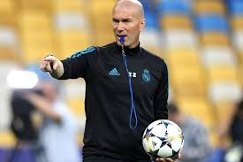 من سيخلف زيدان في قيادة ريال مدريد