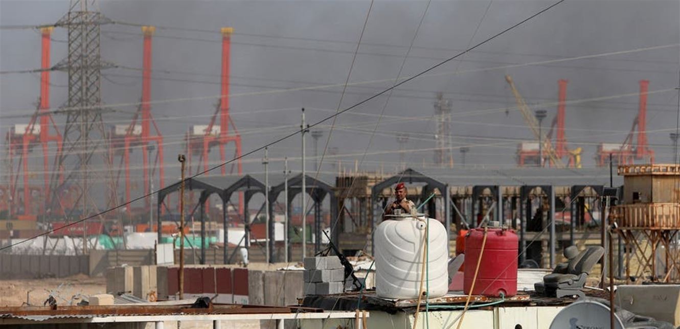 خوفاً من تكرار كارثة بيروت… العراق يخلي مواد شديدة الانفجار