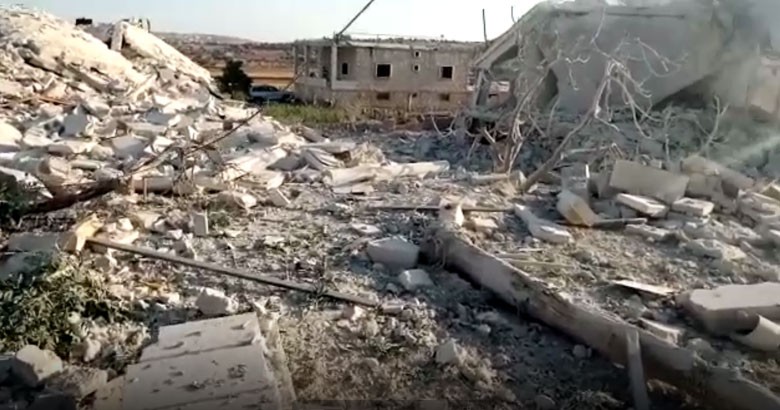 بالفيديو- تفجير مجهول يضرب مبنى لهيئة تحرير الشام بريف حلب