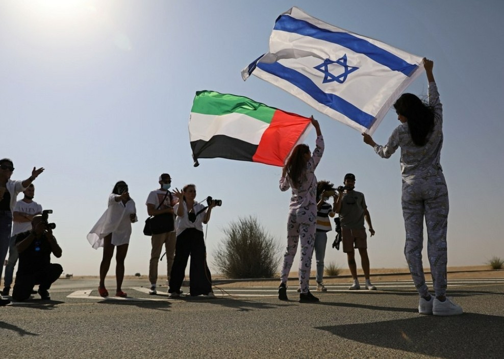 شركة إسرائيلية  للملابس الداخلية وملابس النوم وجلسات تصوير من دبي