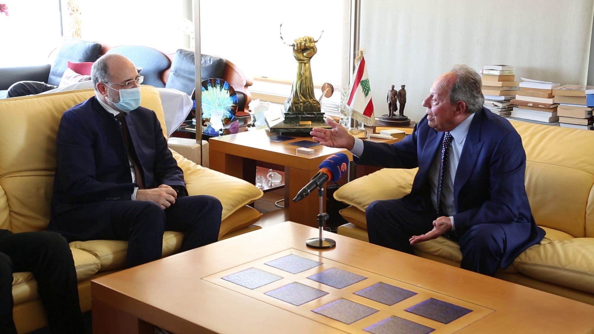 لحود للميادين: فرنسا تريد أن تملي على لبنان سلاماً مع 