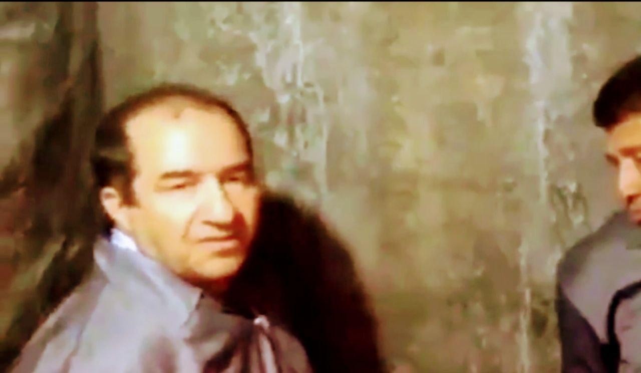 شاهد بالفيديو_ ضباط  في الموساد الإسرائيلي أسرى لدى جهة مجهولة