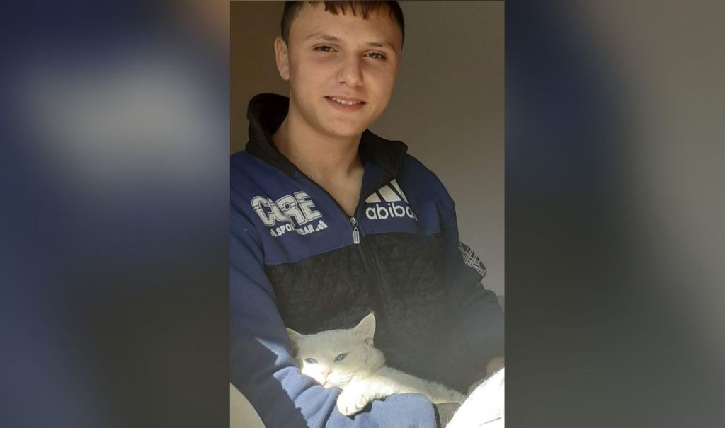 فقد والده بانفجار المرفأ.. فتى سوري ينتحر حزنا