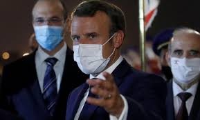 بعد إهانته بقصر الصنوبر.. الصحافي الفرنسي يرد على ماكرون