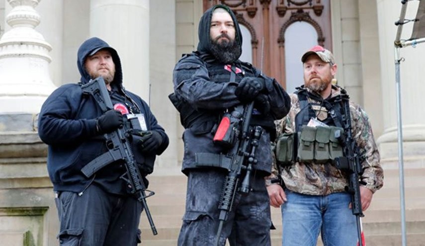 الولايات المتحدة على اعتاب حرب أهلية جديدة ..وتخوف من نزاعات مسلحة