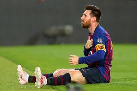 ميسى يتصدر بوستر إعلان القميص الجديد لـ برشلونة