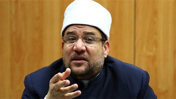 خونة وعملاء...وزير الأوقاف المصري يهاجم 