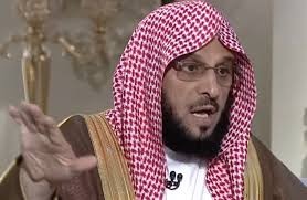 داعية سعودي يتغزل ببندر بن سلطان بعد مهاجمته القيادة الفلسطينية