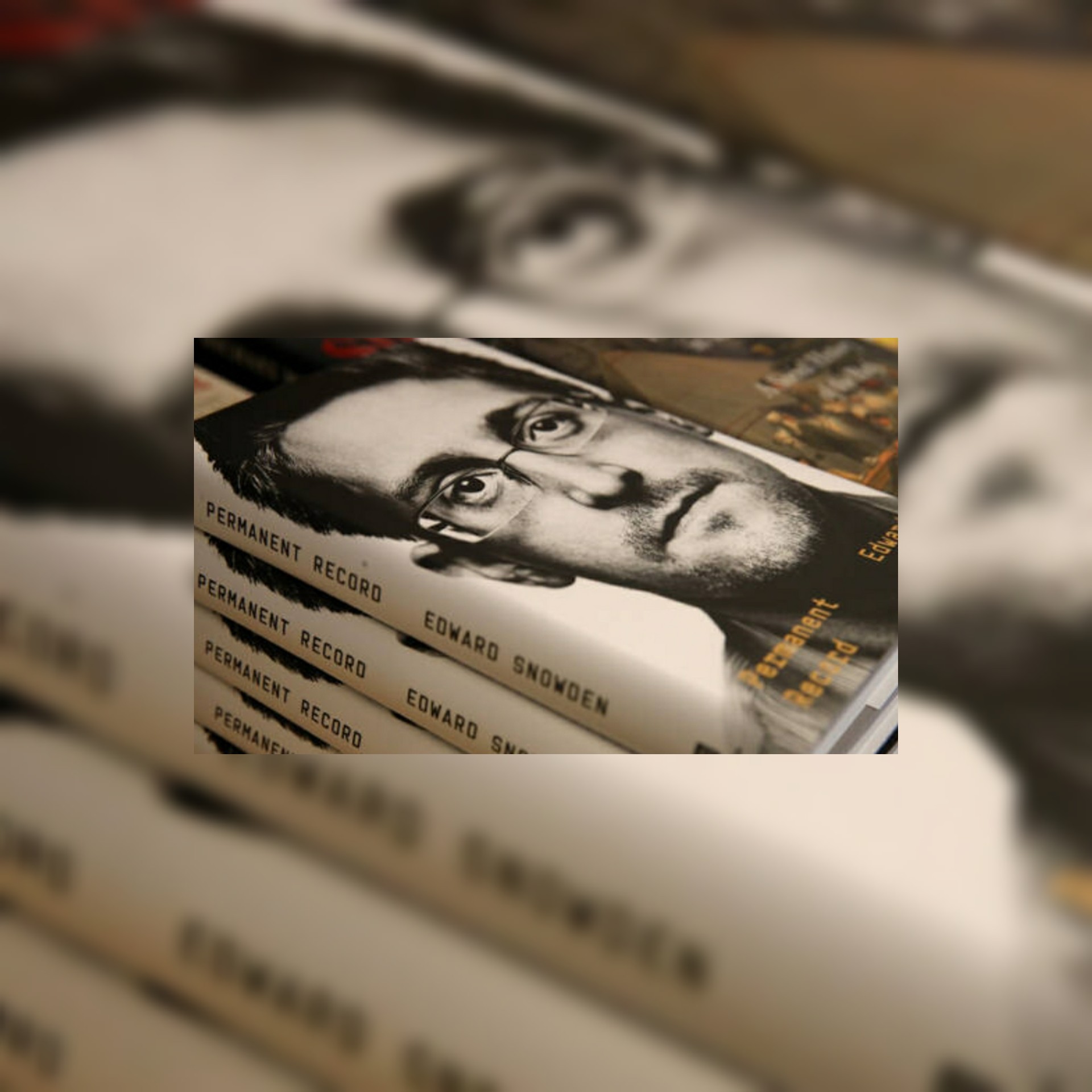 محكمة امريكية تطالب ادوارد سنودن بدفع 5.2 مليون دولار