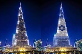 تدشين عرش يهودي أمام برج خليفة في دبي