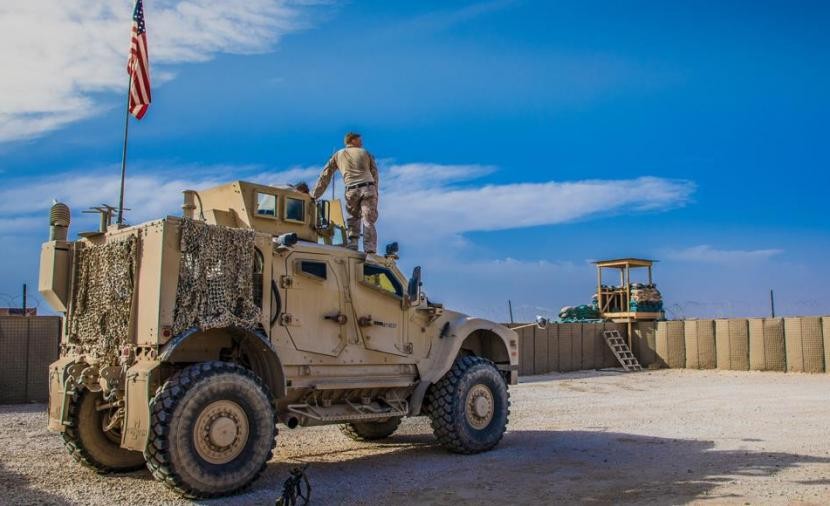 خاص-الاحتلال الأمريكي يعزز حماية حقول النفط في ريف الحسكة  شمال شرق سوريا