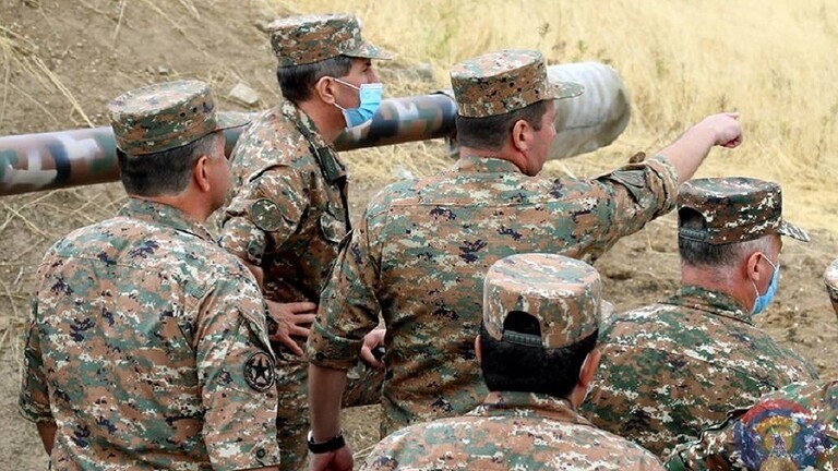 بعد تعرضه لاصابة..إقالة وزير دفاع جمهورية قره باغ