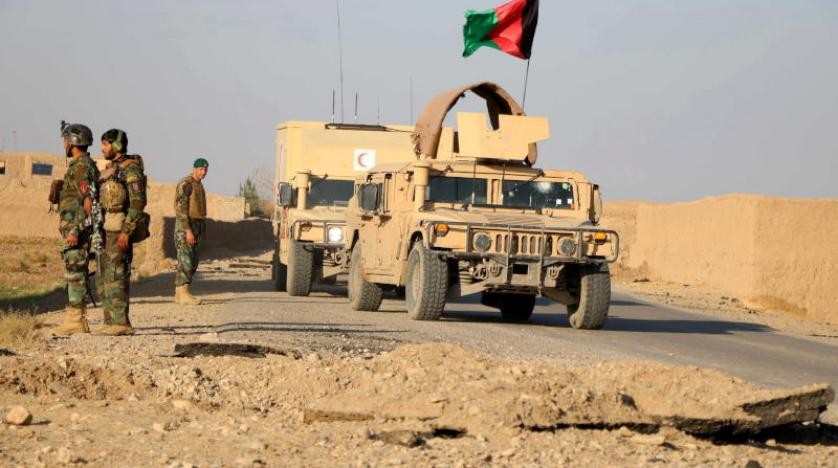 مقتل 26 عنصر أفغاني بهجوم انتحاري شرق افغانستان