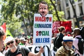 خسائر المسلمين في فرنسا بسبب غزوة قطع رأس الأستاذ.